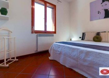 Camera matrimoniale - Casa semi indipendente Località Mezzano
 
14, Stella - foto 6