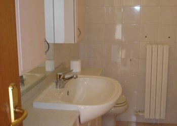 Foto 12 - Trilocale Via Redipuglia
 
20, Canegrate - foto 12