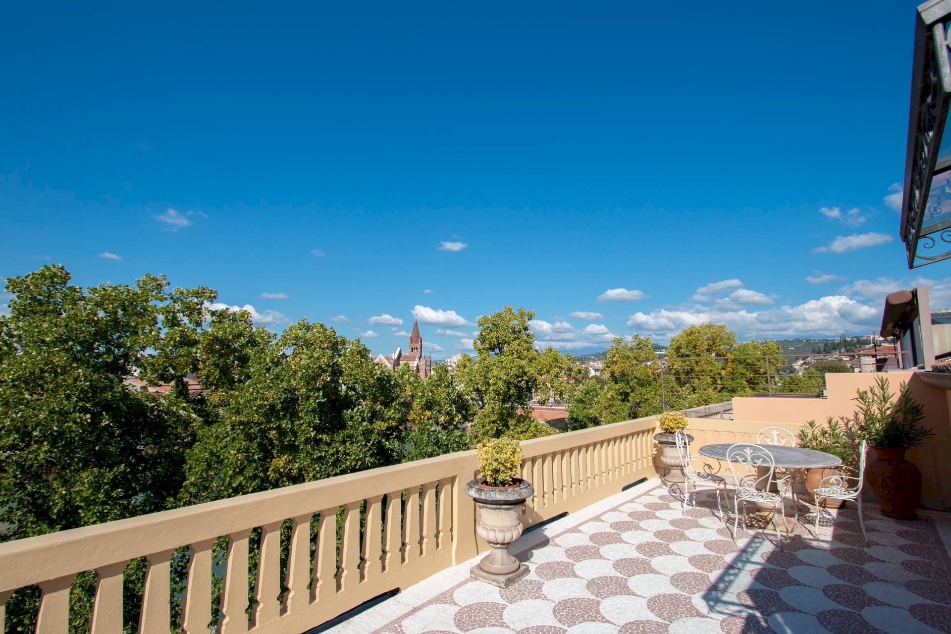 Foto 1 - Apartment Lungadige Porta Vittoria, Verona - photo 1