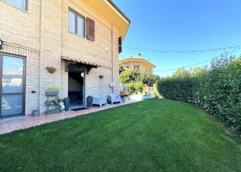 Foto 1 - Villa a Schiera ARGIGNANO, Fabriano - foto 1
