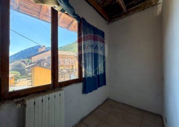 Stanza vuota - Rustico Vicolo Gariboldi
 
6, Bisuschio - foto 13