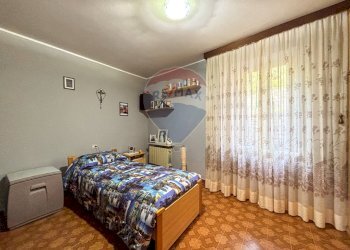 Camera / camera da letto - Casa semi indipendente via Saltrio
 
29, Viggiù - foto 14