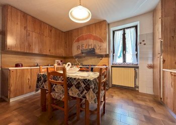 Sala da pranzo - Casa semi indipendente via Saltrio
 
29, Viggiù - foto 25