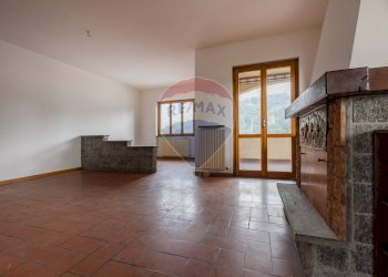 Stanza vuota - Casa semi indipendente VIA PROVINCIALE
 
29, Mesenzana - foto 8