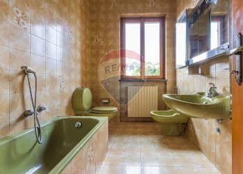 Bagno - Casa semi indipendente VIA PROVINCIALE
 
29, Mesenzana - foto 17