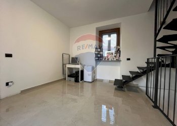 Soggiorno - Casa semi indipendente Via Elvezia
 
4, Saltrio - foto 7