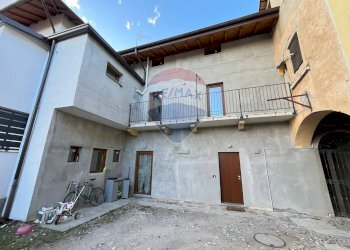 Edificio all\'aperto - Casa semi indipendente Via Elvezia
 
4, Saltrio - foto 20