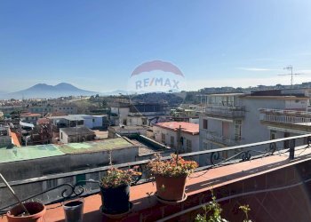 Balcone - Quadrilocale PIAZZA NICOLA ROMANO
 
14, Napoli - foto 1