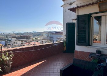 Terrazza - Quadrilocale PIAZZA NICOLA ROMANO
 
14, Napoli - foto 2