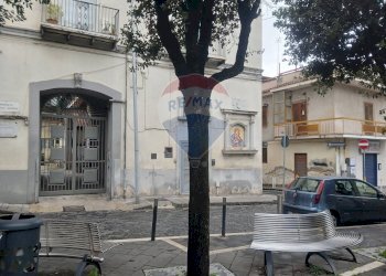 Edificio all\'aperto - Quadrilocale PIAZZA NICOLA ROMANO
 
14, Napoli - foto 5