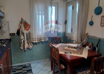 Sala da pranzo - Quadrilocale PIAZZA NICOLA ROMANO
 
14, Napoli - foto 16