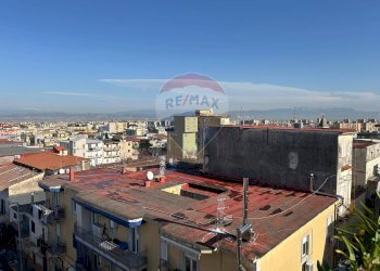 Edificio all\'aperto - Quadrilocale PIAZZA NICOLA ROMANO
 
14, Napoli - foto 19