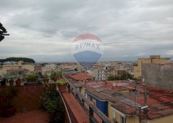 Edificio all\'aperto - Quadrilocale PIAZZA NICOLA ROMANO
 
14, Napoli - foto 40