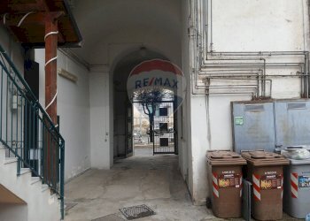 Hall / corridoio - Quadrilocale PIAZZA NICOLA ROMANO
 
14, Napoli - foto 47