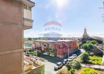 Edificio all\'aperto - Trilocale Villaggio II Zia Lisa
 
117, Catania - foto 14