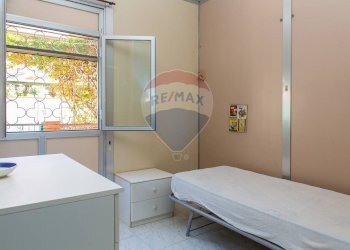 Camera / camera da letto - Villa Via Tamigi
 
20, Catania - foto 37