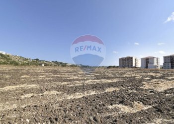 Vista delle montagne - Terreno agricolo Contrada Scardina
 
snc, Augusta - foto 15