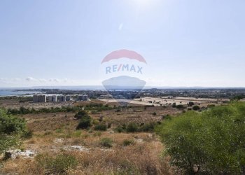 Vista delle montagne - Terreno agricolo Contrada Scardina
 
snc, Augusta - foto 16