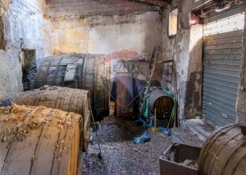 Cantina - Casa indipendente Via Piccione
 
33, Biancavilla - foto 24