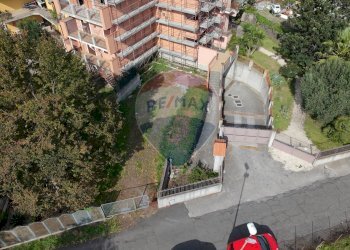 Edificio all\'aperto - Terreno edificabile Via Trappeto
snc, Valverde - foto 1