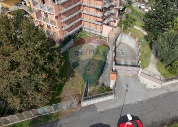 Edificio all\'aperto - Terreno edificabile Via Trappeto
snc, Valverde - foto 5