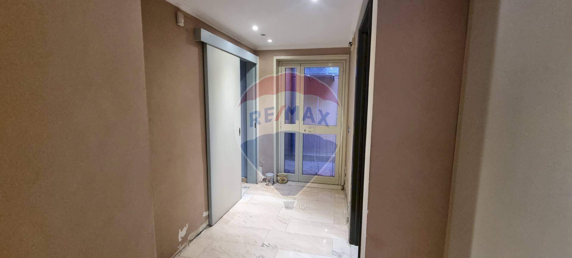 Hall / corridoio - Apartment VIA VARESE
20, Paterno - photo 3