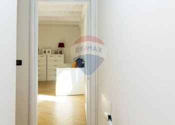 Hall / corridoio - Casa semi indipendente Via Roma
 
210, San Giovanni la Punta - foto 25