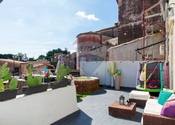 Terrazza - Casa semi indipendente Via Roma
 
210, San Giovanni la Punta - foto 32