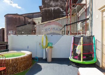 Terrazza - Casa semi indipendente Via Roma
 
210, San Giovanni la Punta - foto 33