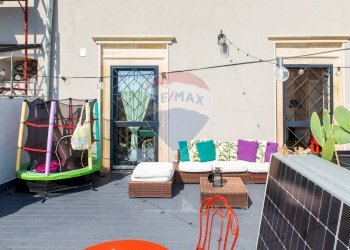 Terrazza - Casa semi indipendente Via Roma
 
210, San Giovanni la Punta - foto 34