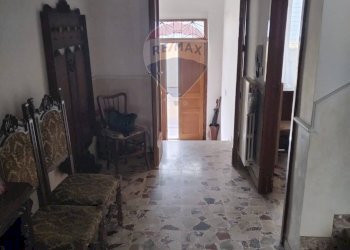 Hall / corridoio - Casa indipendente Via Vittorio Veneto
 
646, Grammichele - foto 4