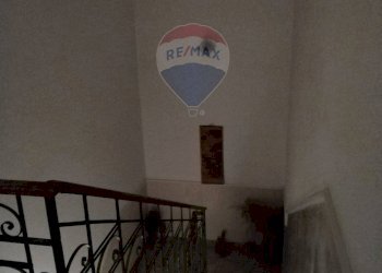 Scale - Casa indipendente Via Vittorio Veneto
 
646, Grammichele - foto 6