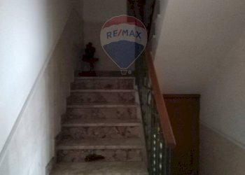 Scale - Casa indipendente Via Vittorio Veneto
 
646, Grammichele - foto 19