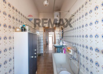 Bagno - Independent house Via Vittorio Veneto
 
646, Grammichele - photo 9