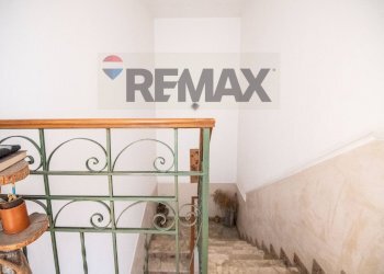 Scale - Independent house Via Vittorio Veneto
 
646, Grammichele - photo 22
