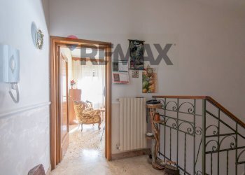 Hall / corridoio - Independent house Via Vittorio Veneto
 
646, Grammichele - photo 23