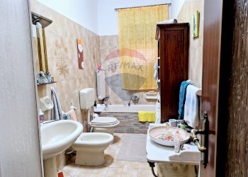 Bagno - Quadrilocale Via Caduti del lavoro
 
7, Mascalucia - foto 9