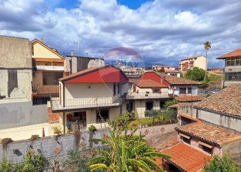 Casa all\'aperto - Quadrilocale Via Caduti del lavoro
 
7, Mascalucia - foto 13