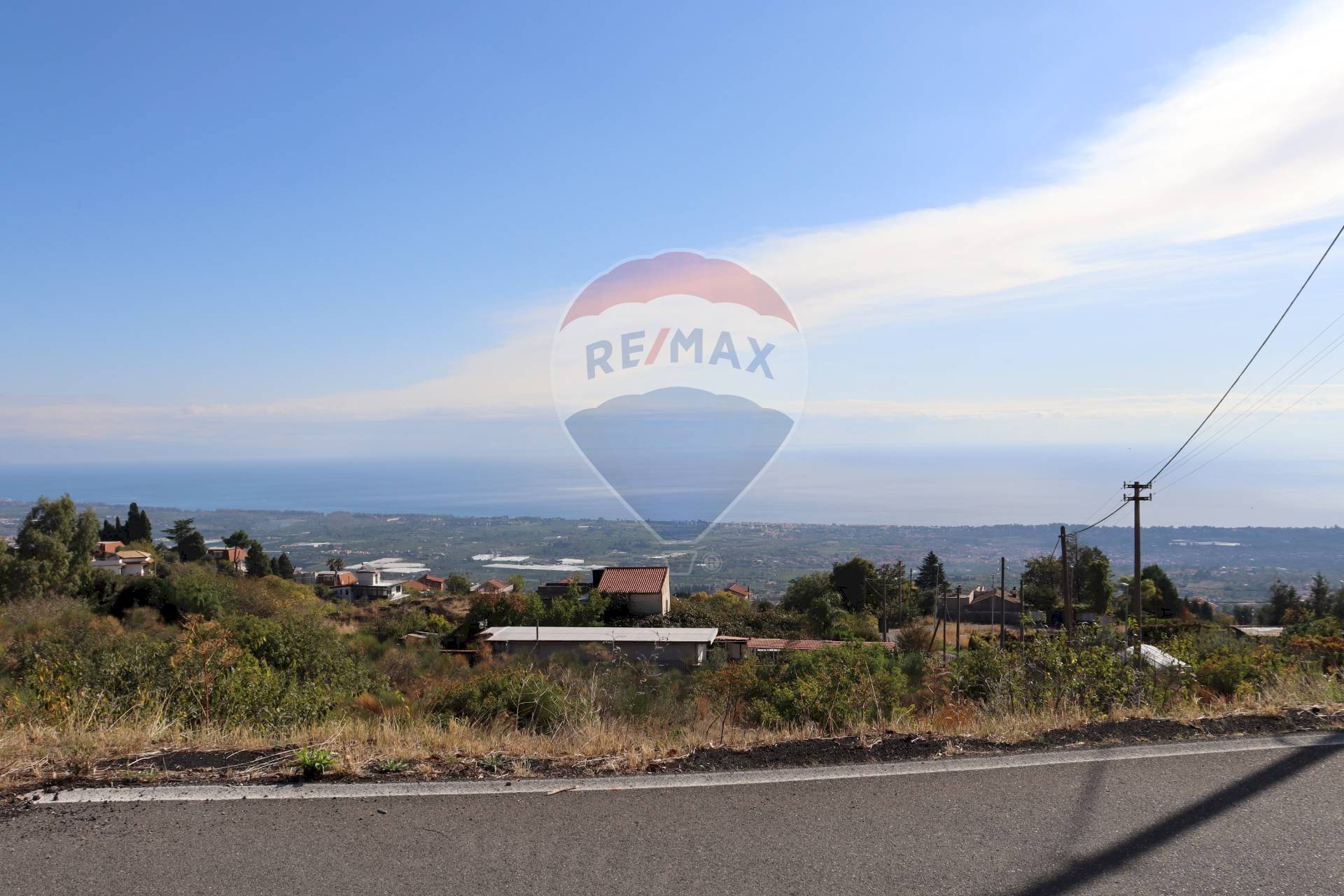 Vista delle montagne - Terreno edificabile Via Scorciavacca Montarsi
 
98, Mascali - foto 1