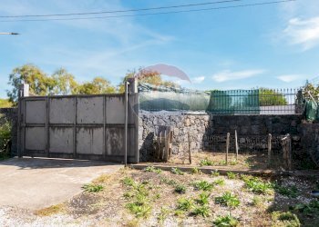 Giardino - Casa indipendente Via Ragalidda
 
snc, Nicolosi - foto 14