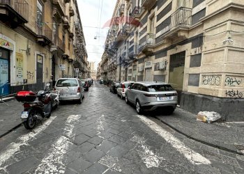 Edificio all\'aperto - Shop Via Musumeci
 
64/66, Catania - photo 15