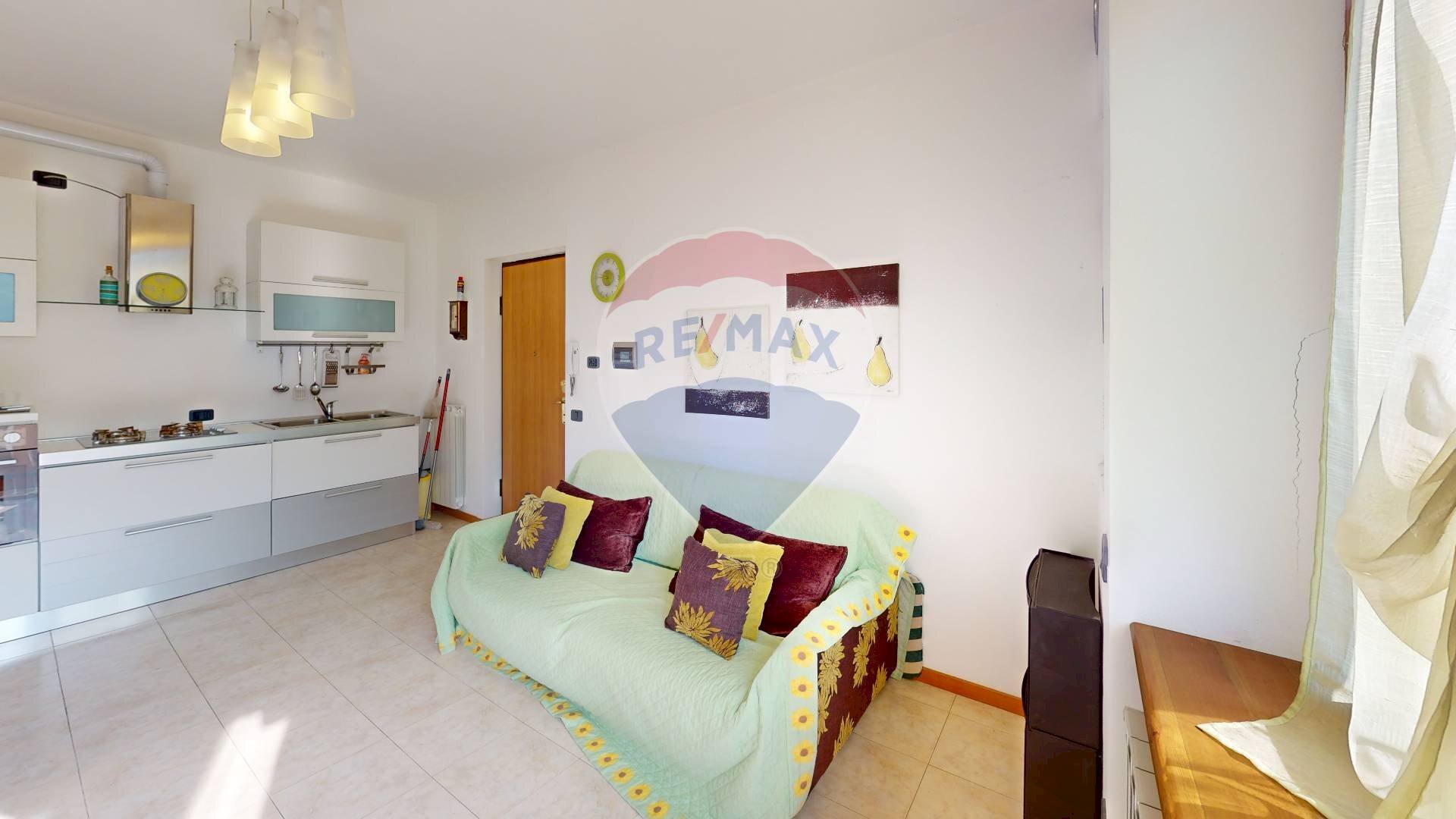 Soggiorno - Two-room apartment Via Primo Maggio
 
13, Sovere - photo 3