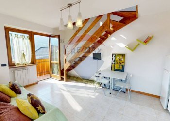 Soggiorno - Bilocale Via Primo Maggio
 
13, Sovere - foto 1