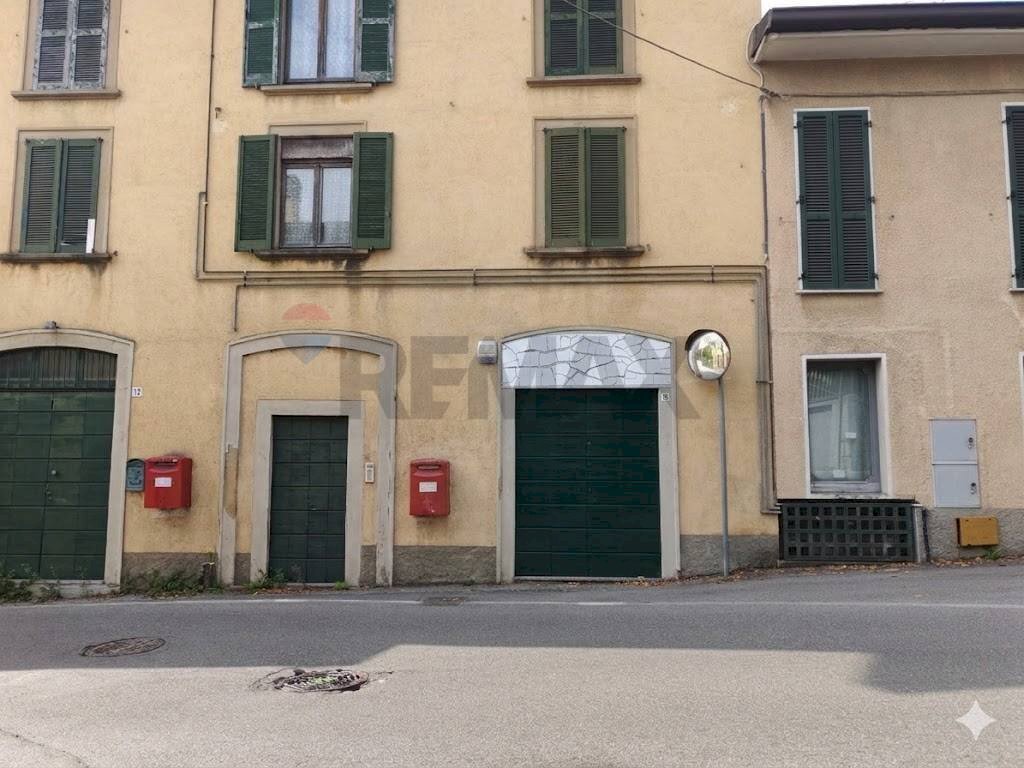 Edificio all\'aperto - Locale Commerciale dei mille
8, Casatenovo - foto 2