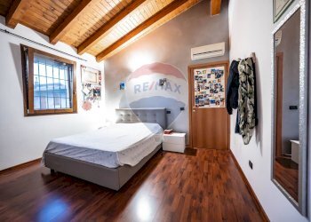 Camera / camera da letto - Villa Via Fondo Reno
 
35, Vigarano Mainarda - foto 14