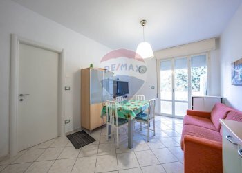 Sala da pranzo - Trilocale Viale dei Lecci
 
141, Comacchio - foto 14
