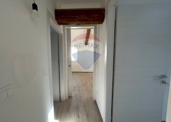 Hall / corridoio - Casa indipendente Via Giuseppe Garibaldi
 
6, Copparo - foto 30