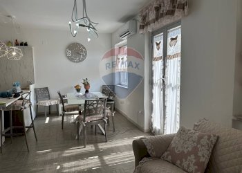 Sala da pranzo - Trilocale Via dei Gelsomini, Manfredonia - foto 2