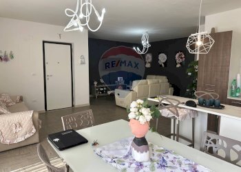 Sala da pranzo - Trilocale Via dei Gelsomini, Manfredonia - foto 1