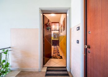 Hall / corridoio - Trilocale Via Piccola Atene
 
18, Sabbioneta - foto 6